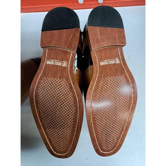 Men\'s Classic Brown & Tan Leather Wingtip Oxford Dress Shoes Size 8 main image 4